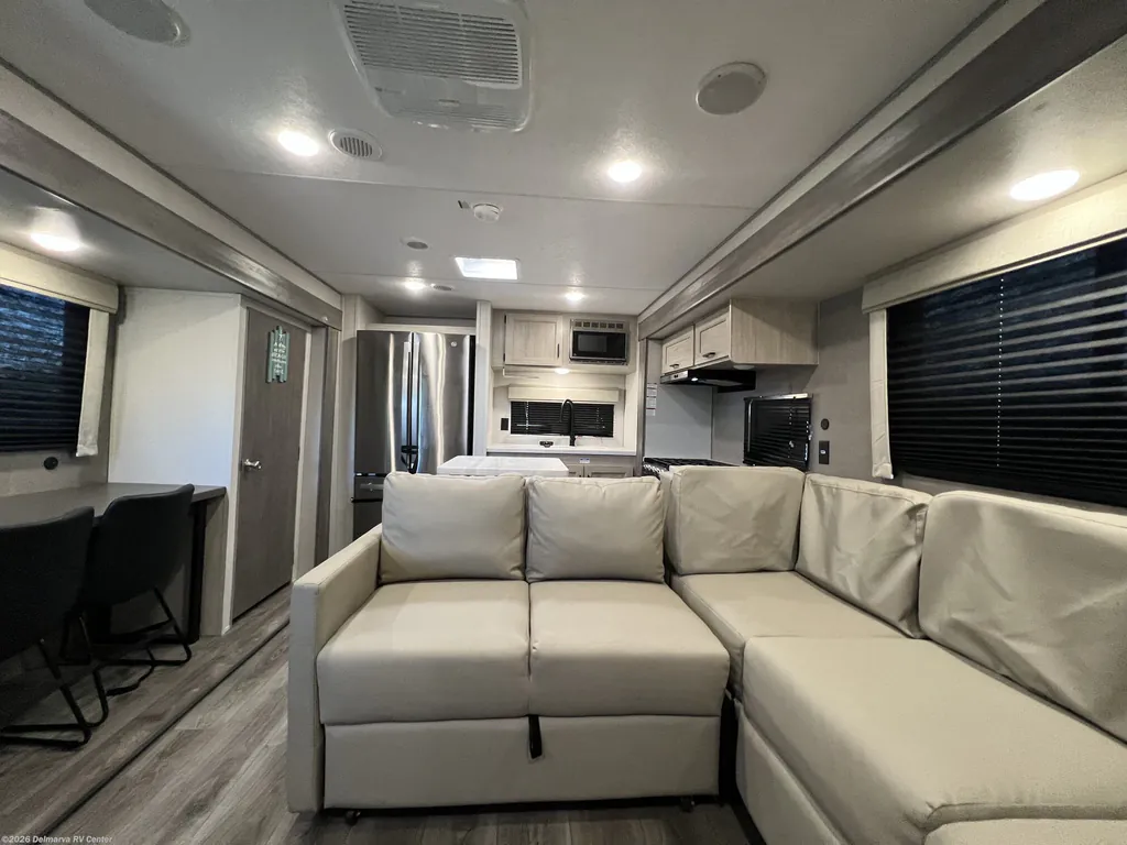 2025 Coachmen Catalina Legacy Edition 323MAZE, Photos photo 11