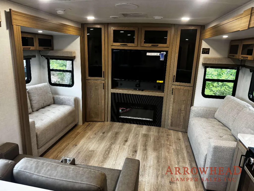 2027 Forest River Rockwood Ultra Lite 2921RL, Photos photo 20