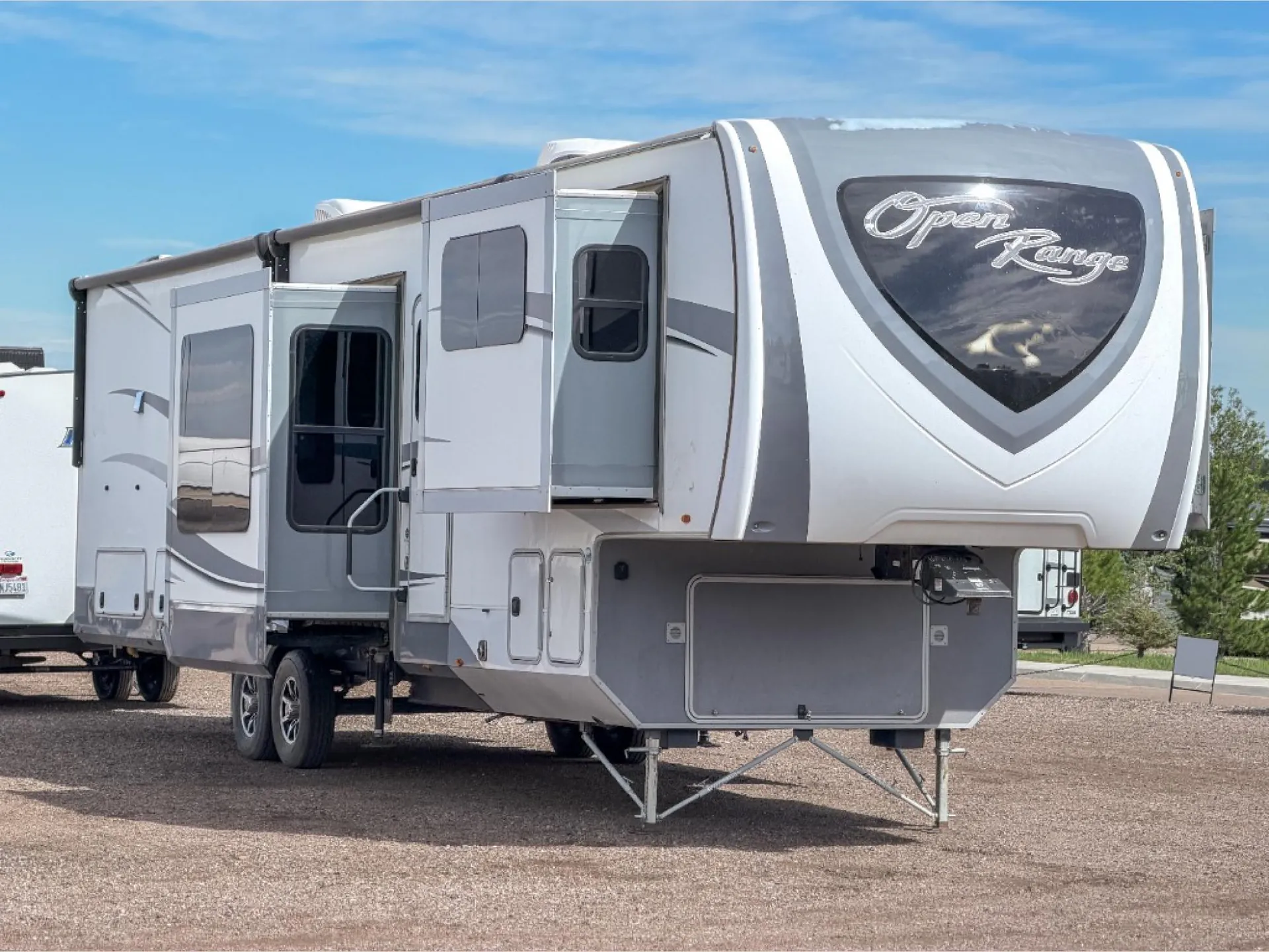 2019 Highland Ridge Open Range 373RBS - Photo 2