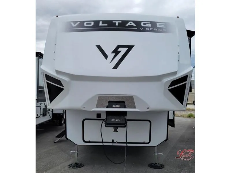 2026 Dutchmen RV Voltage 3800 - Photo 2