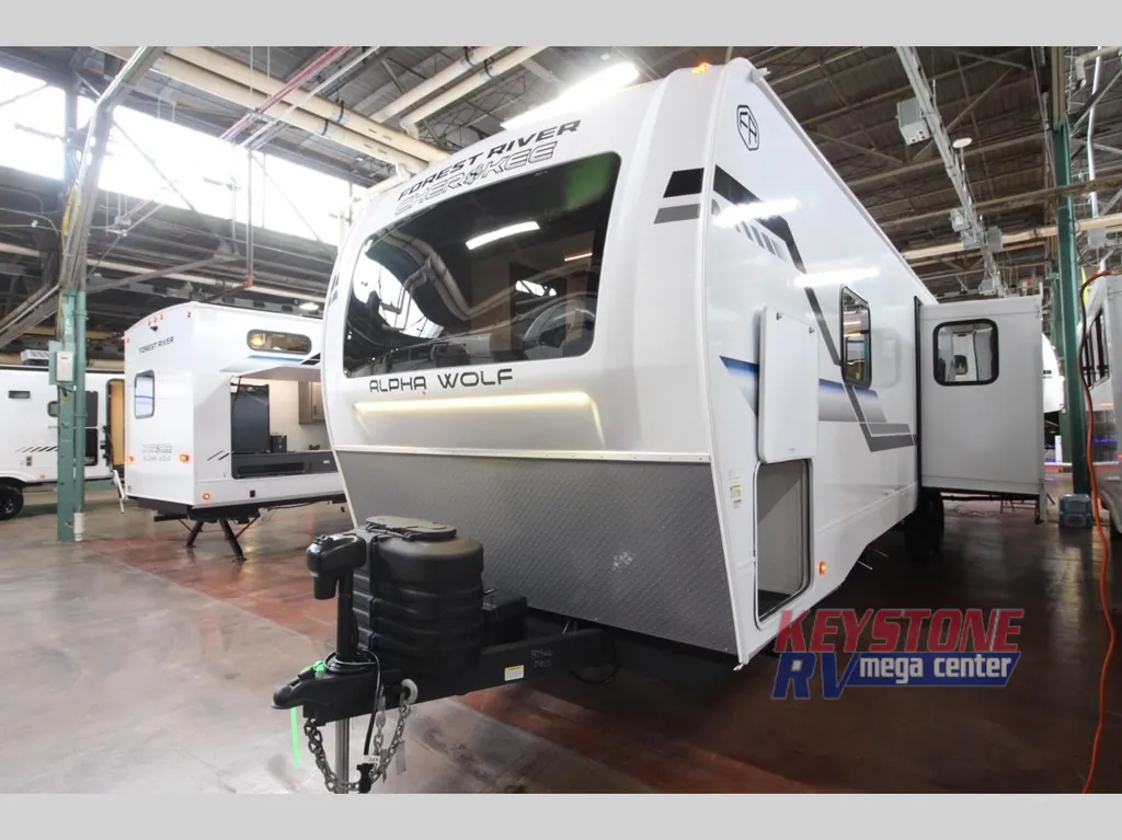 2026 Forest River Cherokee Alpha Wolf 29DCB, Photos photo 3
