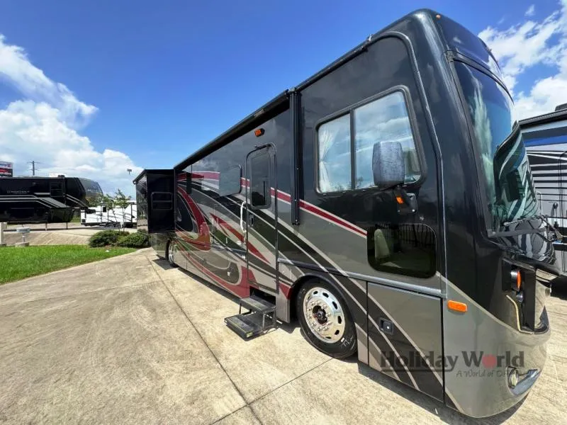 2019 Fleetwood Pace Arrow 36U - Photo 2