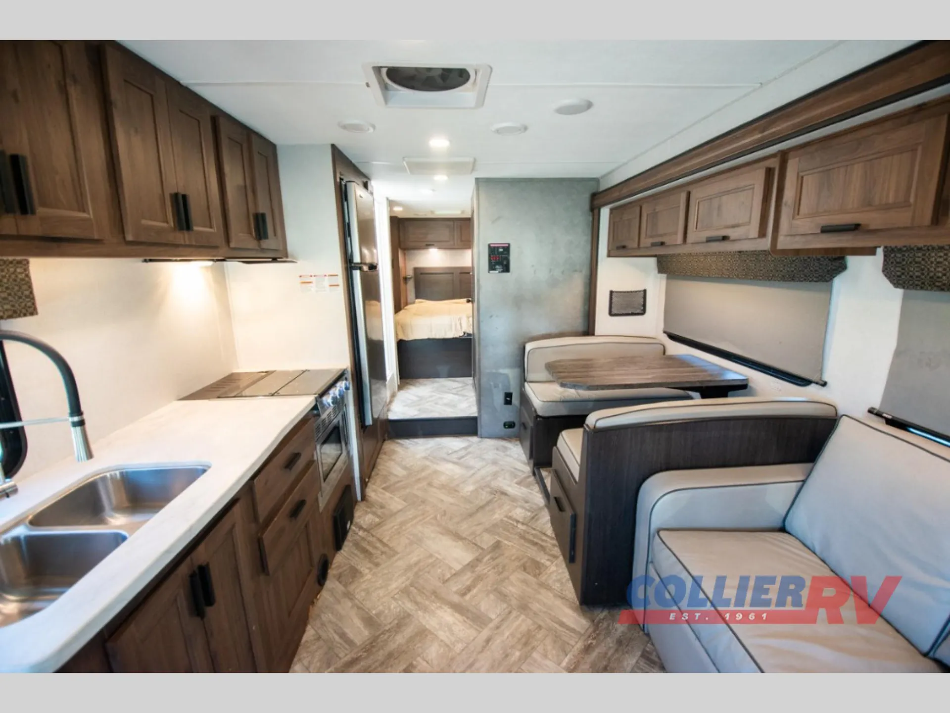 2022 Forest River Sunseeker LE 2850SLE - Photo 3