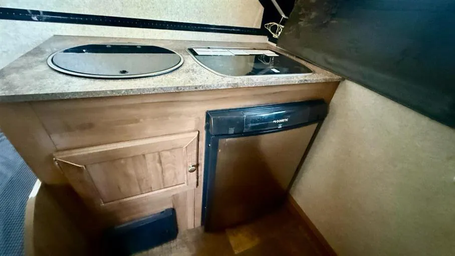 2018 Forest River Rockwood Hard Side A214HW, Photos photo 12