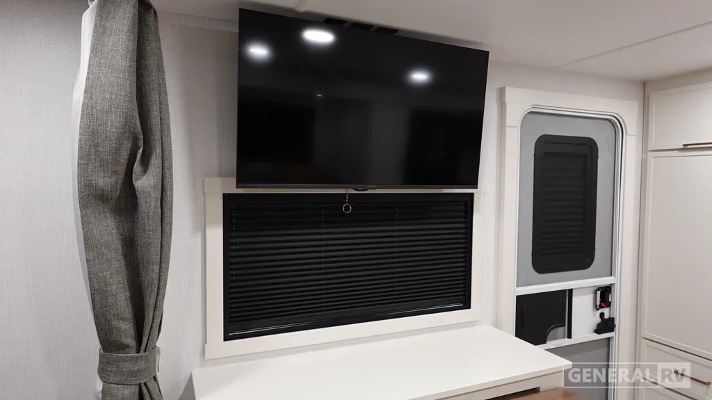 2026 Brinkley Model Ix 23X, Photos photo 10