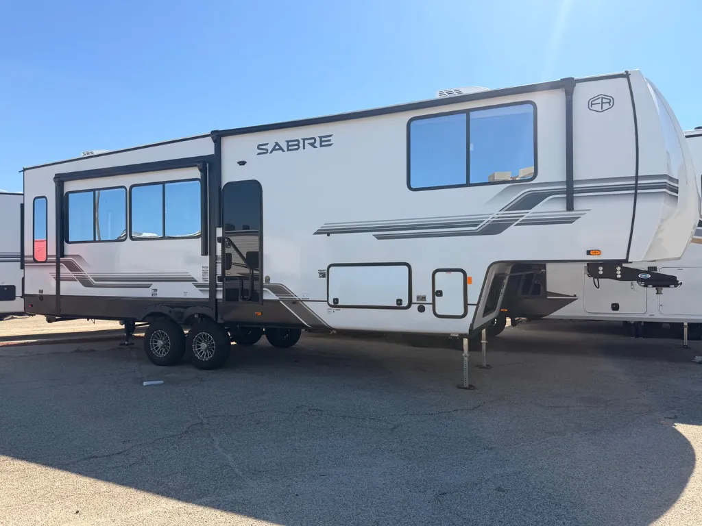 2027 Forest River Sabre 32RL - Photo 4