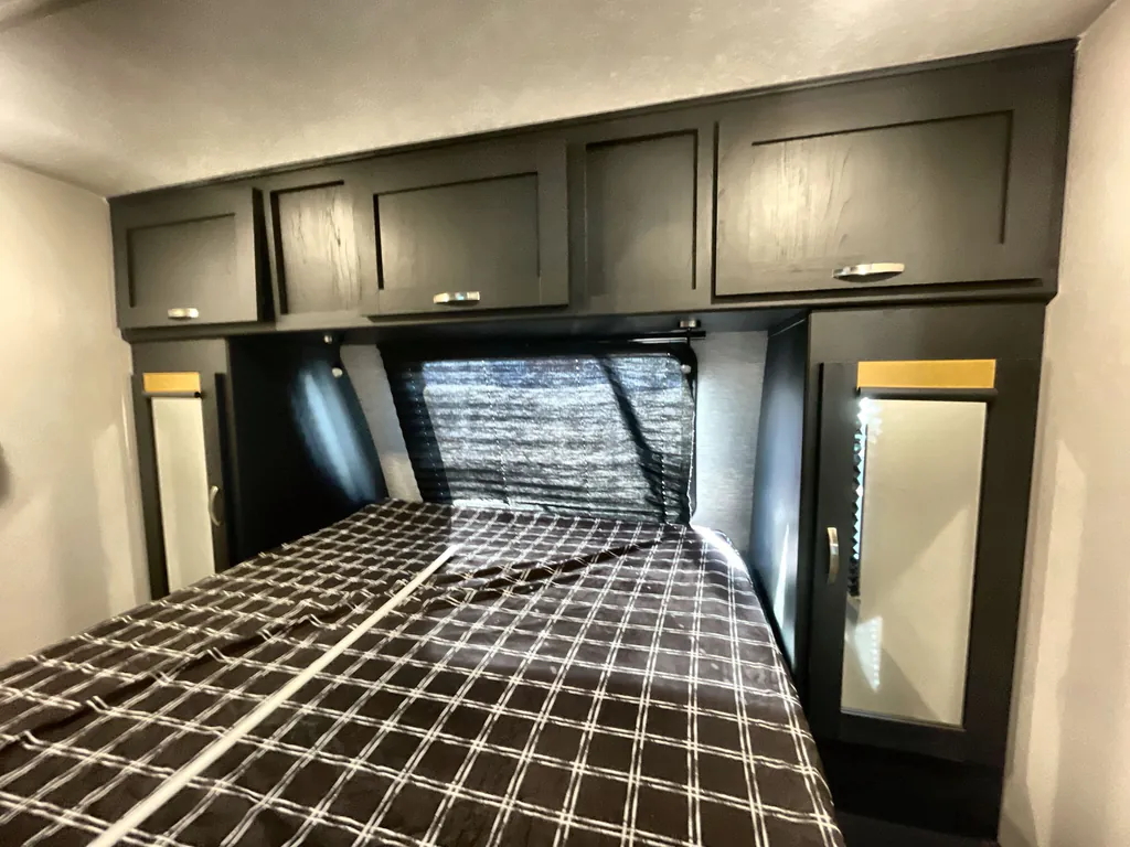 2023 Coachmen Freedom Express Ultra Lite 274RKS, Photos photo 16