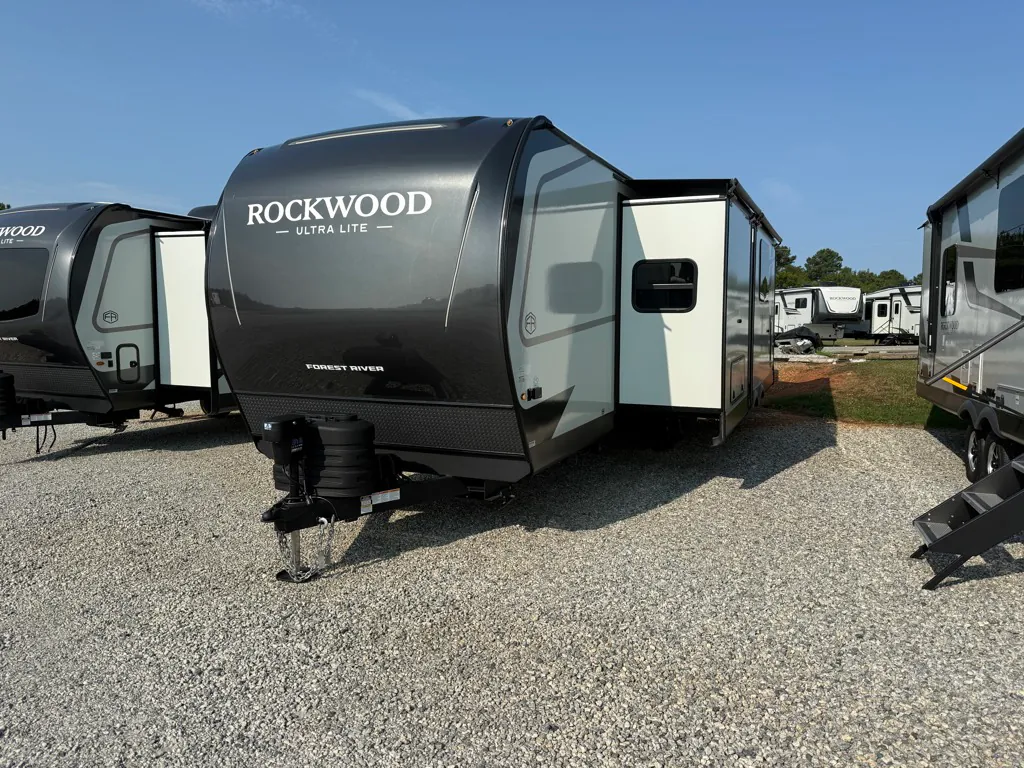 2027 Forest River Rockwood Ultra Lite 2711RK - Photo 3