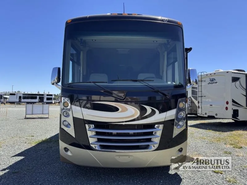 2015 Thor Motor Coach Challenger 37GT - Photo 2