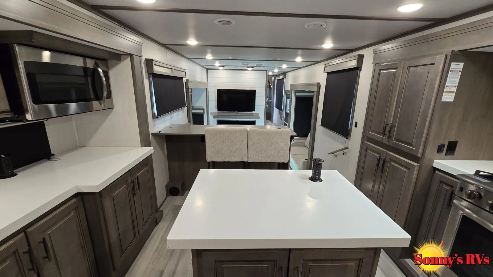 2023 Grand Design Solitude 390RK 390RK - Photo 4