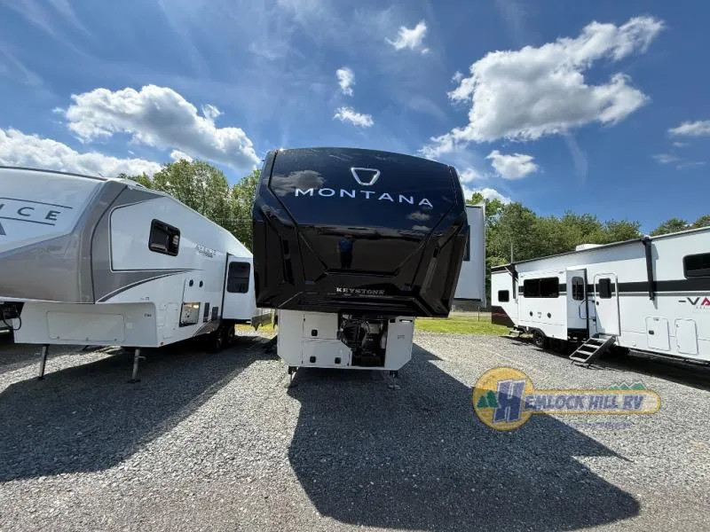 2027 Keystone Montana 3100RL - Photo 2