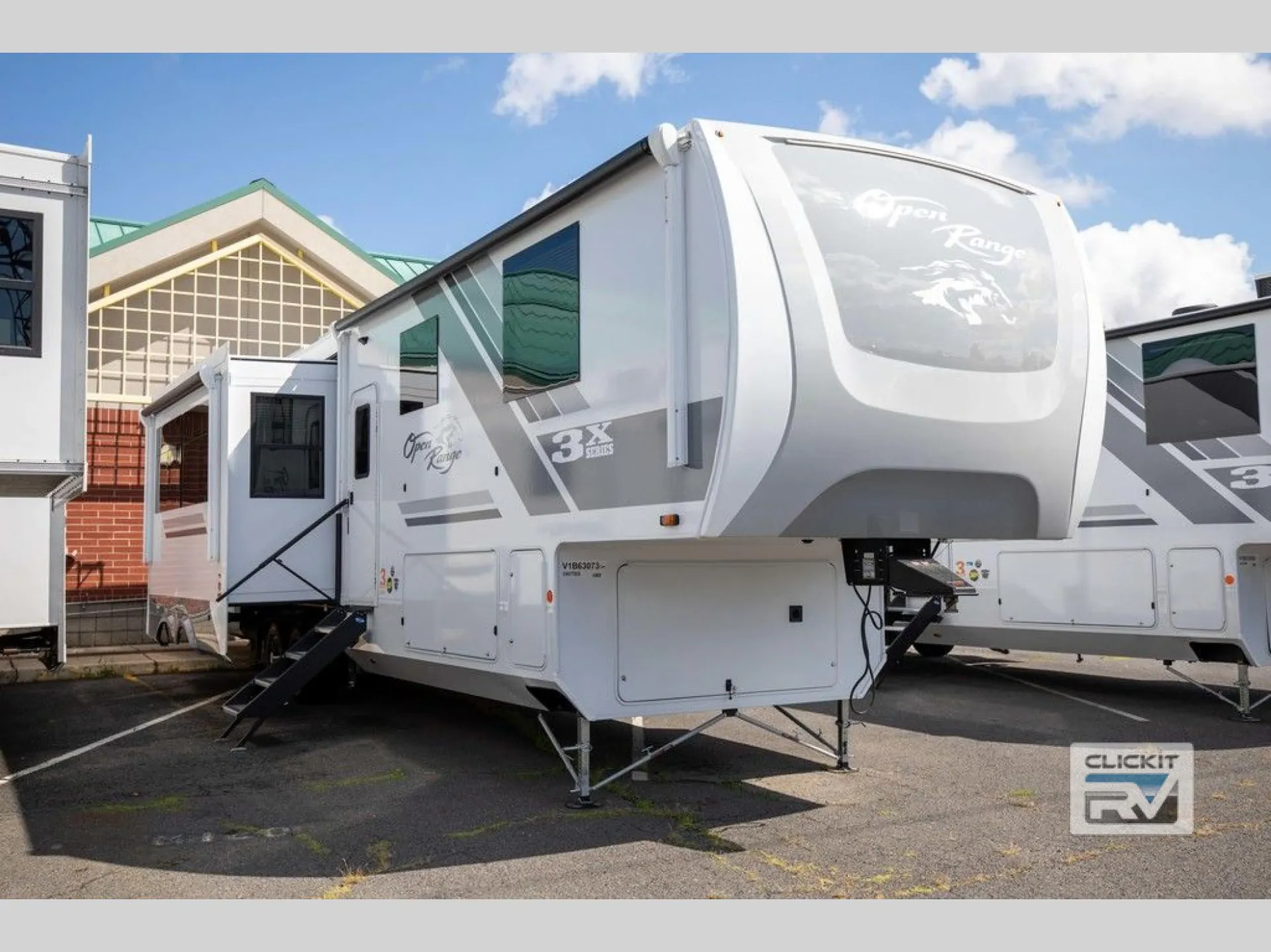 2027 Highland Ridge Open Range 3X 390TBS