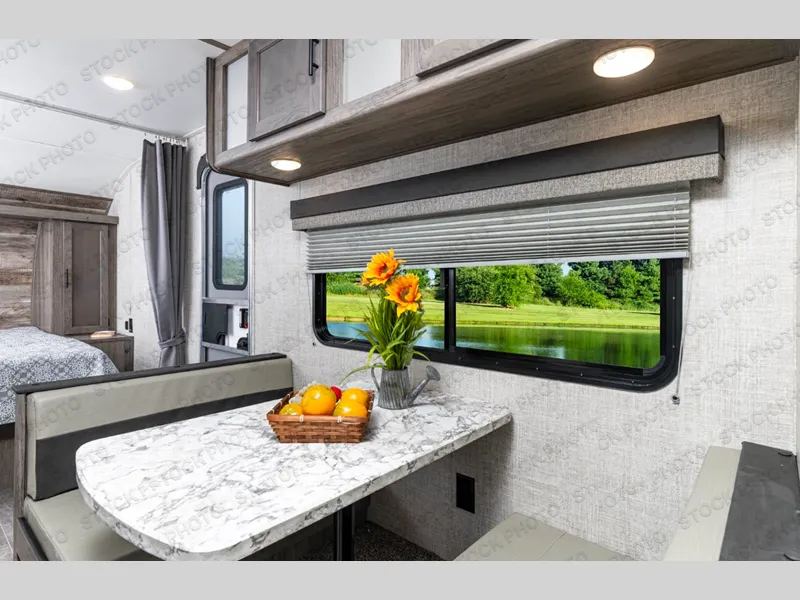 2022 Gulf Stream RV Kingsport 248 BH - Photo 2
