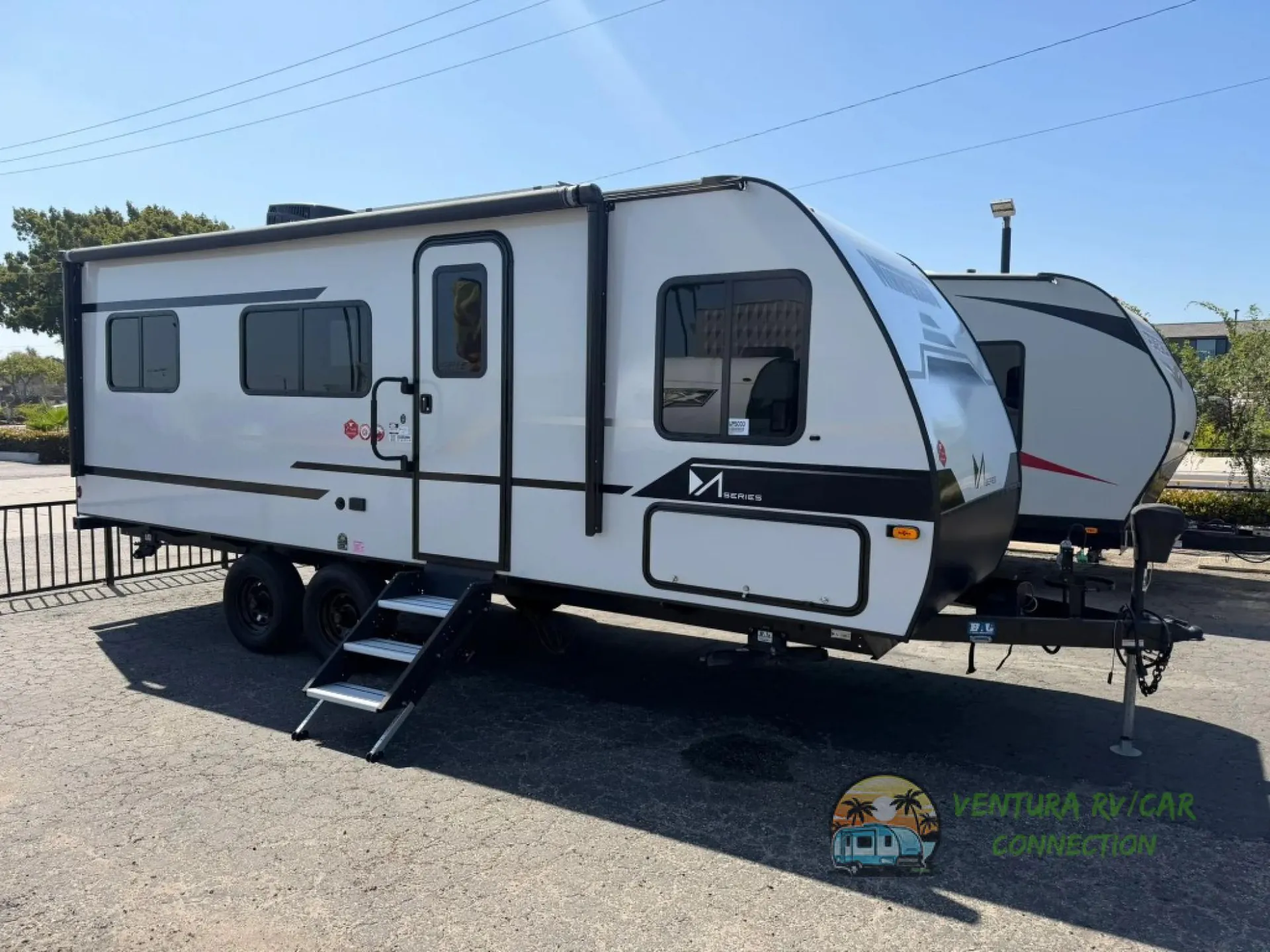 2024 Winnebago M-Series 2225MK - Photo 3