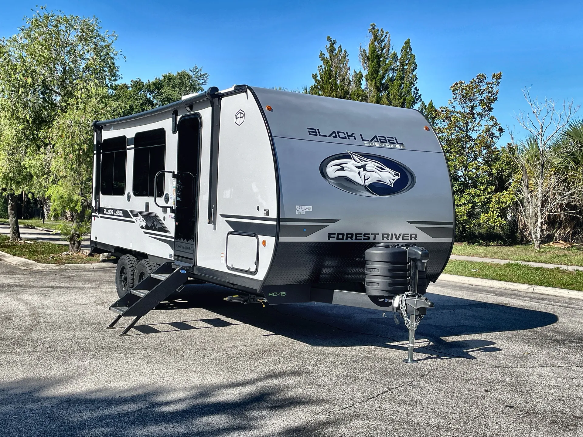 2027 Forest River Cherokee Grey Wolf Black Label 18RRBL - Photo 2