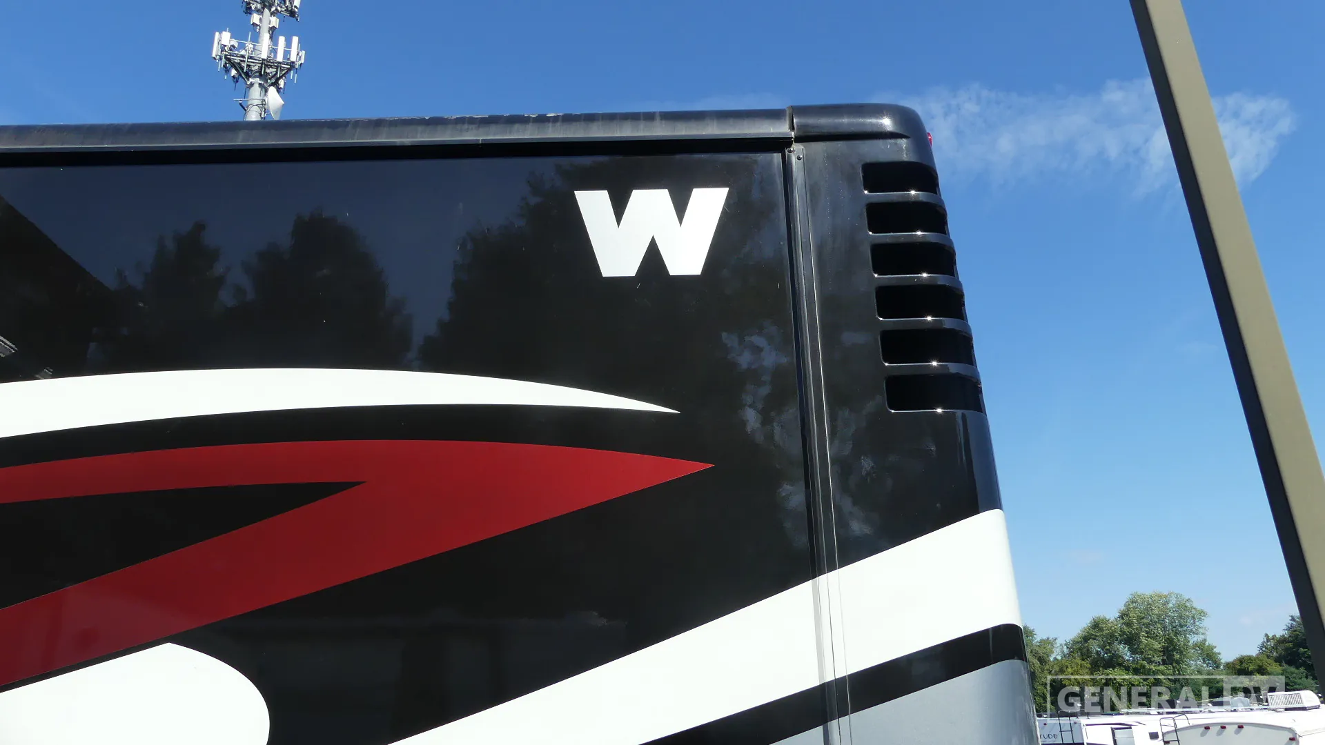 2014 Winnebago Forza 38R - Photo 4