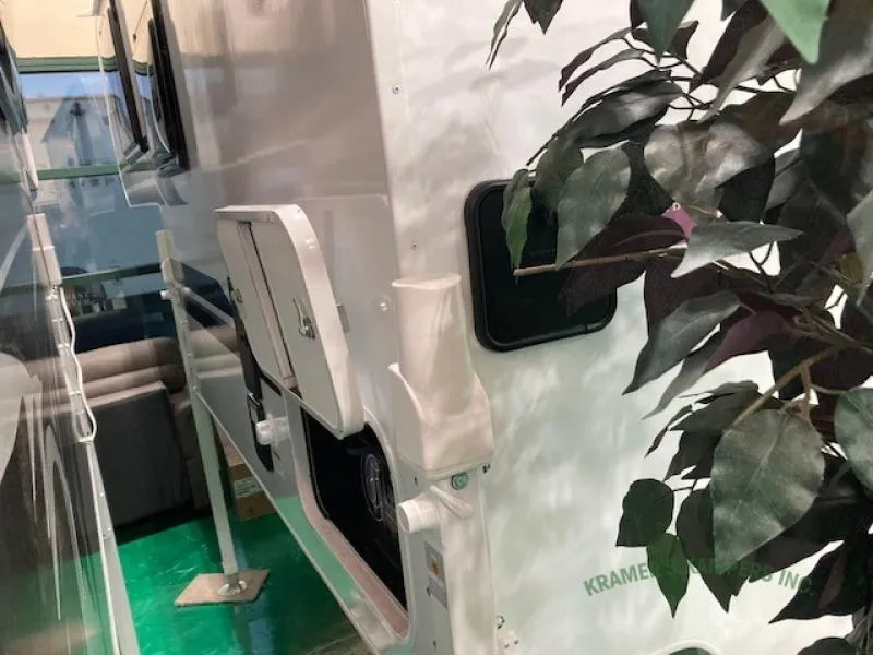 2026 Lance Squire Truck Campers New    SQ610 - Photo 3