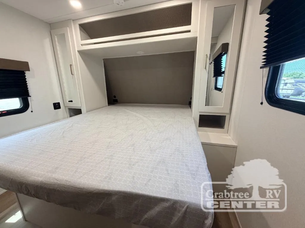 2027 Grand Design Transcend Xplor 26BHX - Photo 4