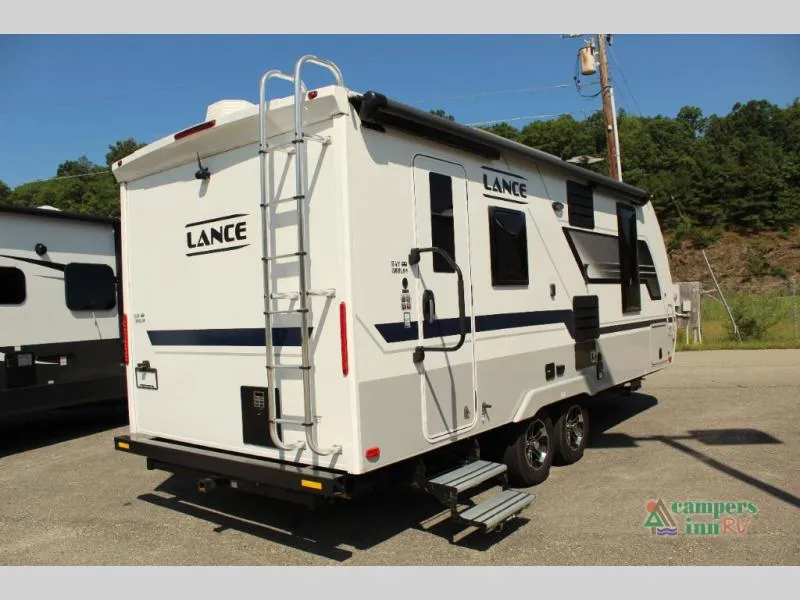 2022 Lance Lance Travel Trailers Used    1995 - Photo 3