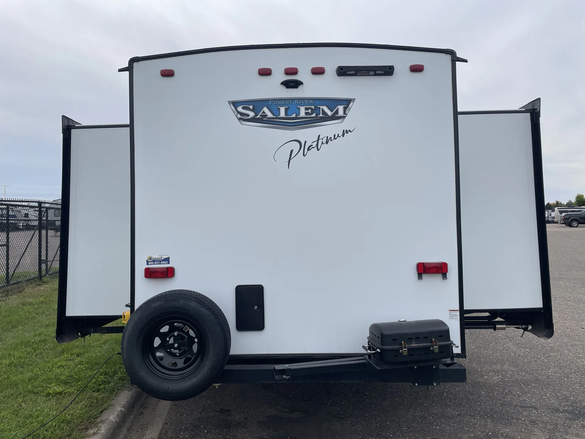 2024 Forest River Salem 31KQBTS — backside