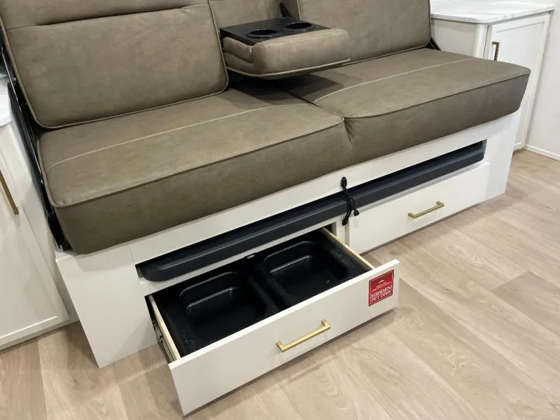 2026 Grand Design Transcend One 161BH - Photo 4