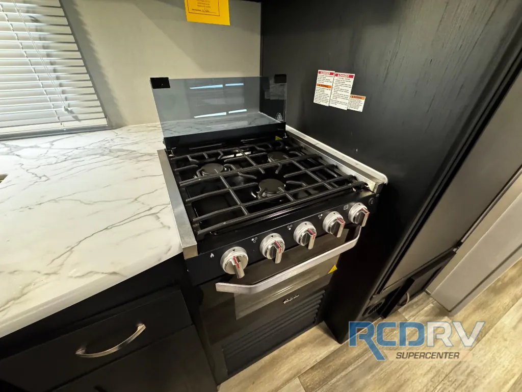 2024 Coachmen Freedom Express Select 29SE, Photos photo 17