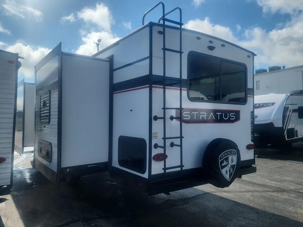 2026 Venture RV Stratus SR282VFD - Photo 4
