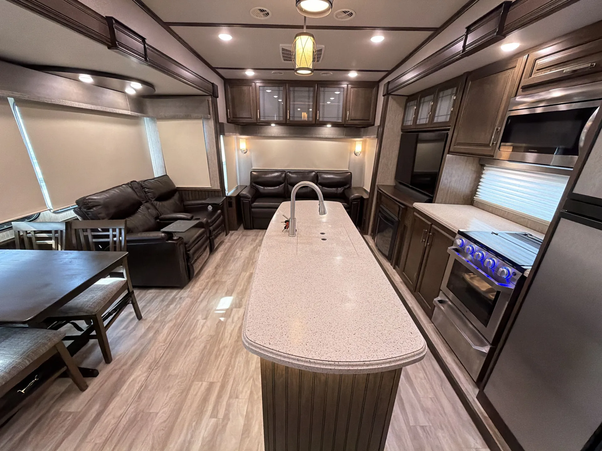 2020 Grand Design Solitude 2930RL — living area main