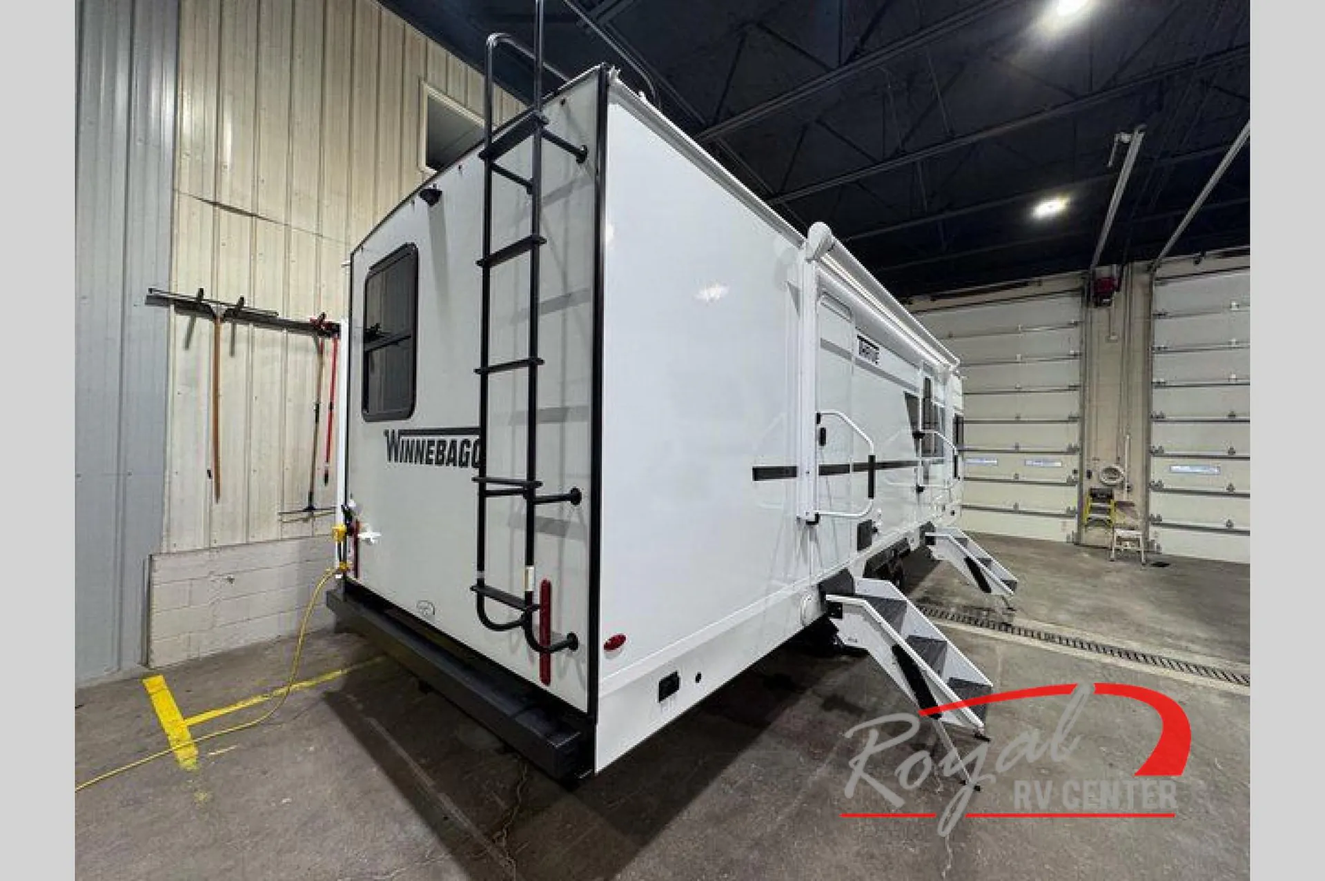 2026 Winnebago Thrive 26FKD - Photo 3