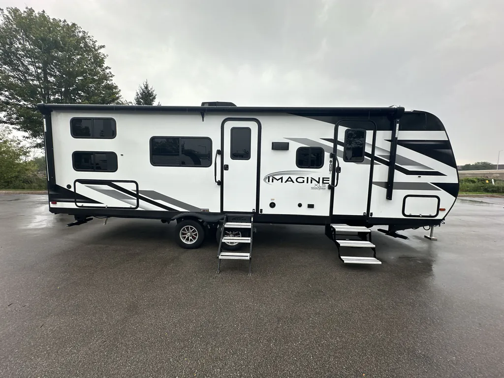 2025 Grand Design Imagine XLS 25DBE, Photos photo 2