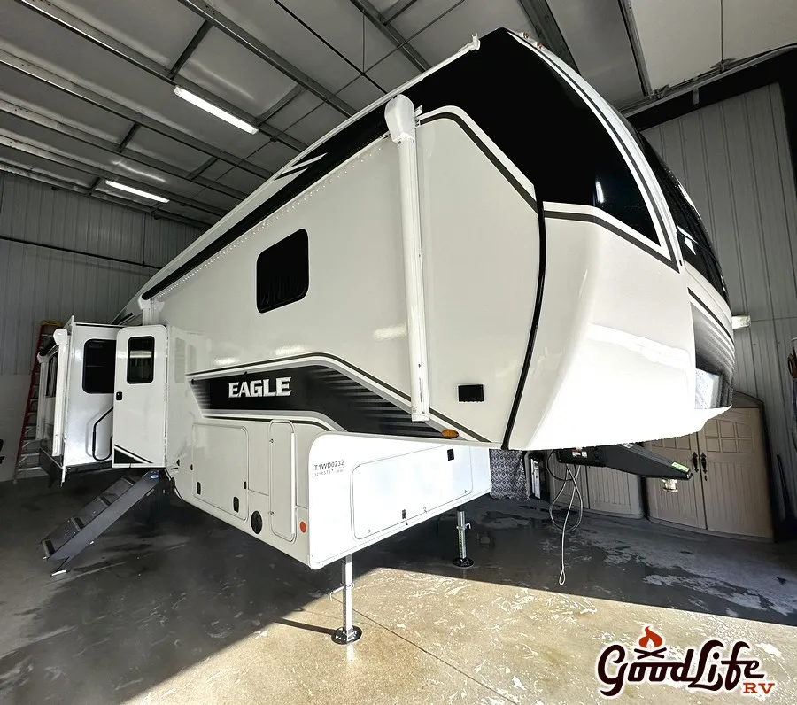 2026 Jayco Eagle 321RSTS - Photo 2