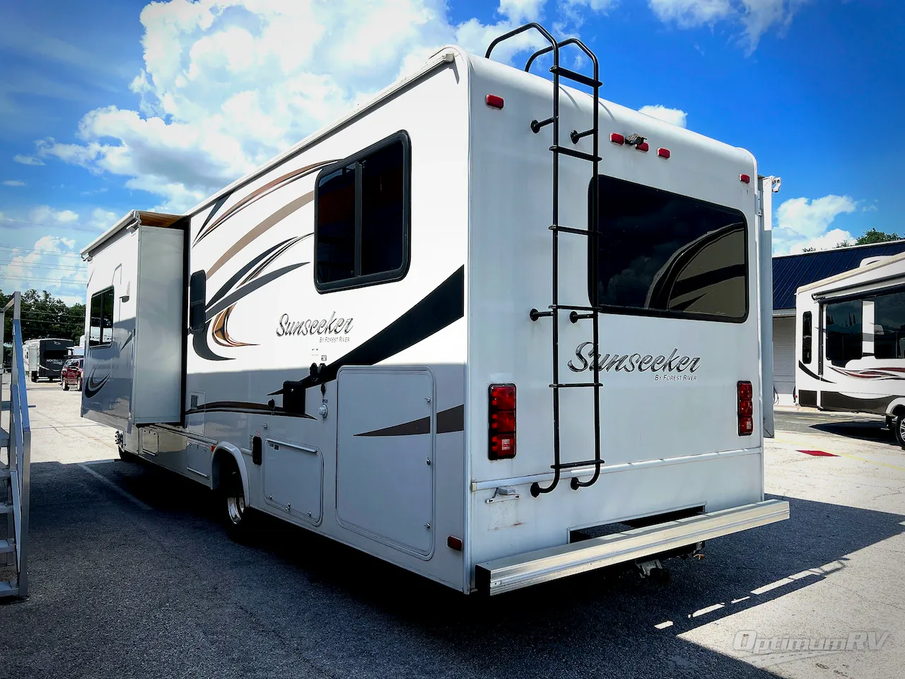 2015 Forest River Sunseeker 3170DS - Photo 3