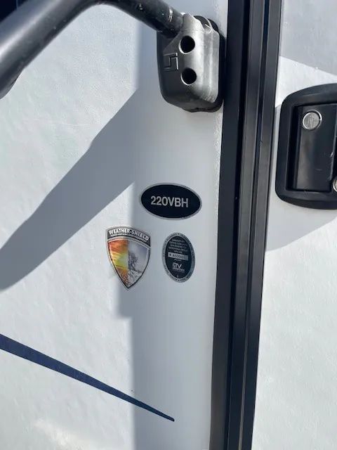 2022 Venture RV Sonic SN220VBH - Photo 4