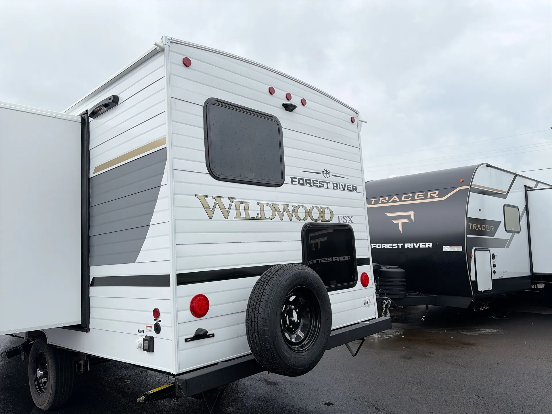 2026 Forest River Wildwood Fsx 180ICE — backside