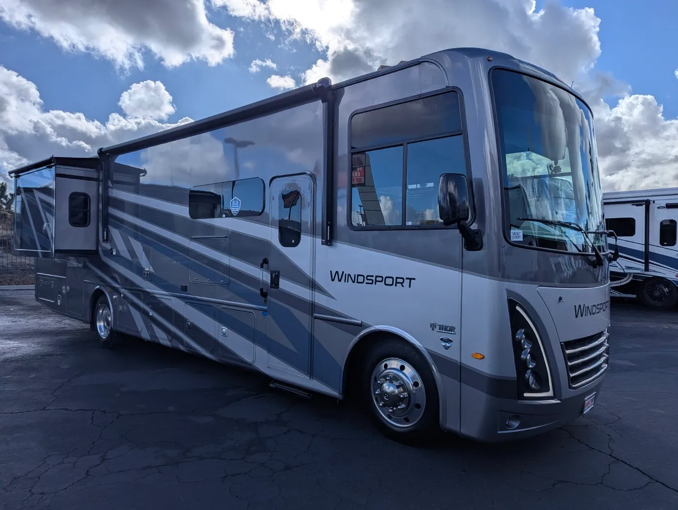 2026 Thor Motor Coach Windsport 35G - Photo 2