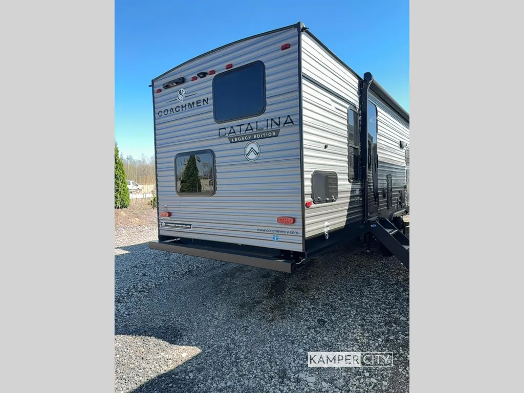 2026 Coachmen Catalina Legacy Edition 333DORM, Photos photo 13