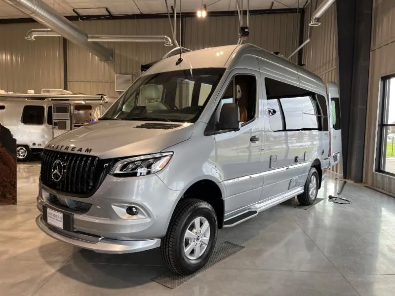 2026 Airstream Interstate 19GT New    Std. Model - Photo 3