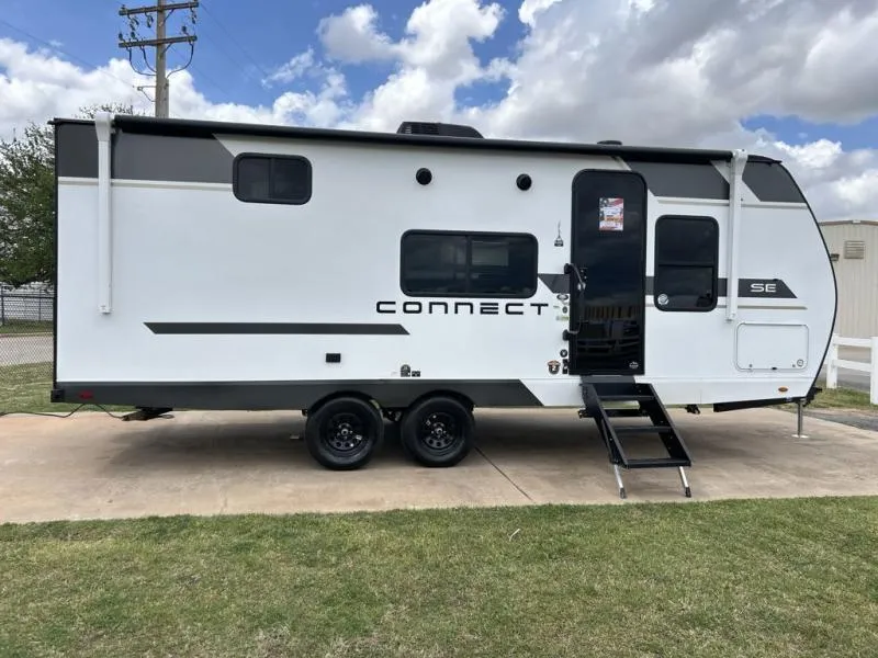 2026 KZ Connect SE 211MK - Photo 3