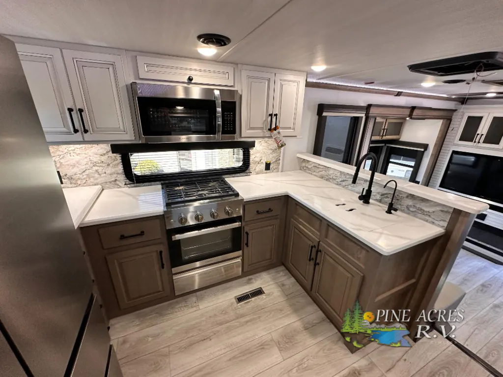 2024 Keystone Montana 3901RK, Photos photo 20