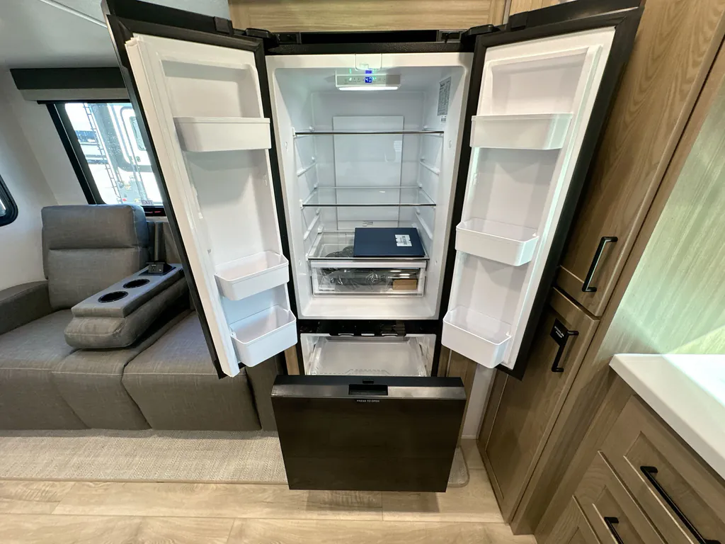 2027 Forest River Rockwood Mini Lite 2523MBR, Photos photo 8