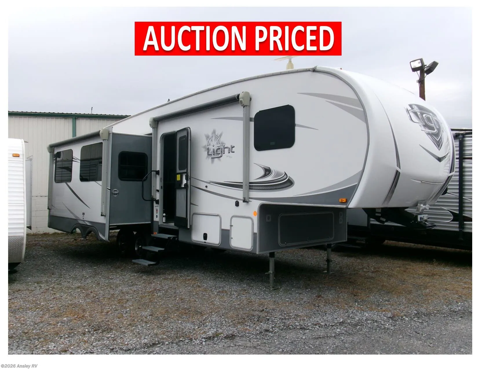 2020 Highland Ridge Light 291RLS - Photo 3