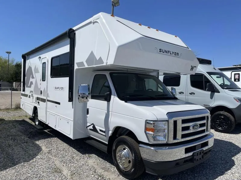 2026 Winnebago Sunflyer 26FE - Photo 2