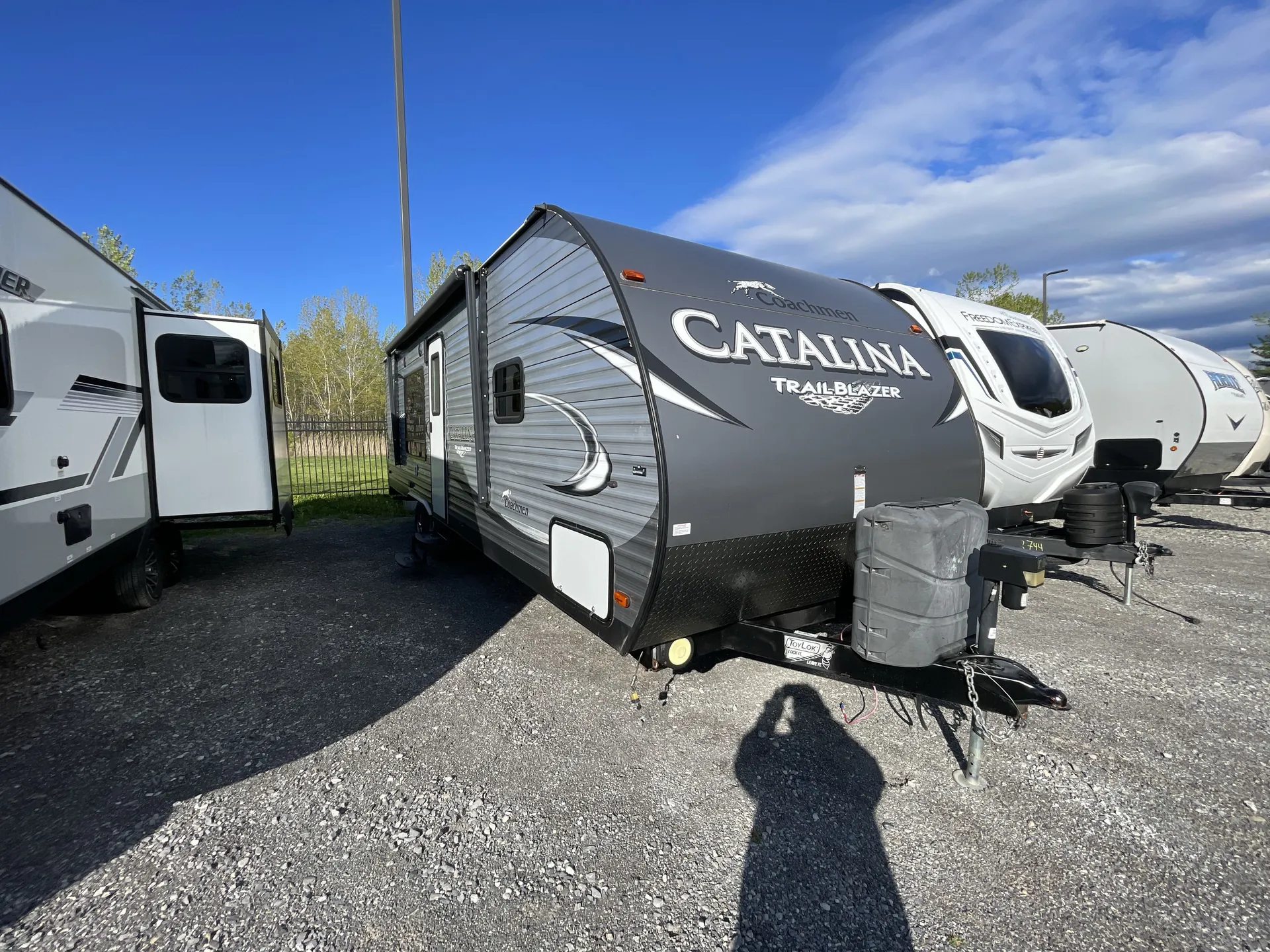2018 Coachmen Catalina Trail Blazer 26TH - Photo 2