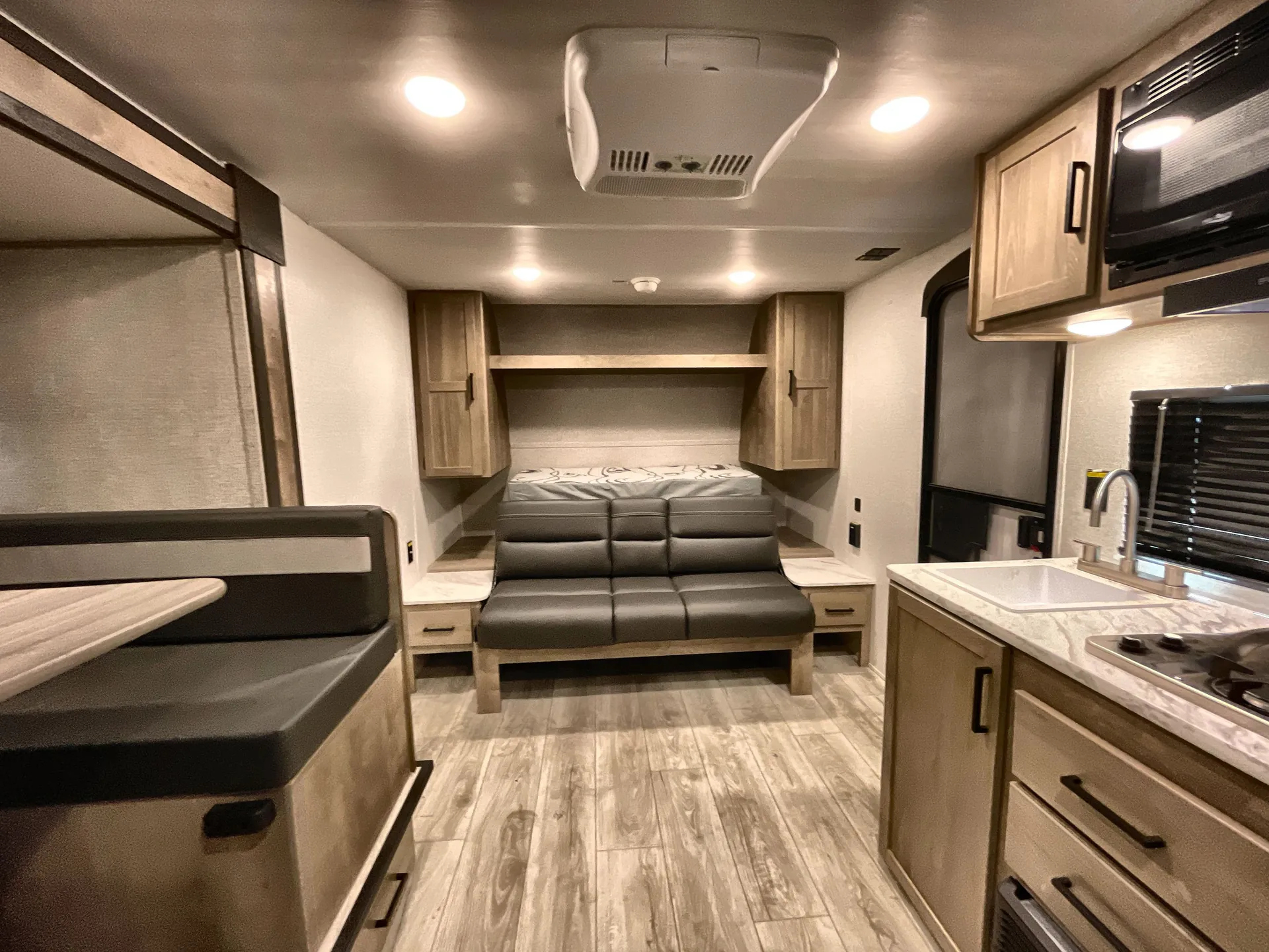 2025 Keystone Springdale Classic Single 1810BH — living area main