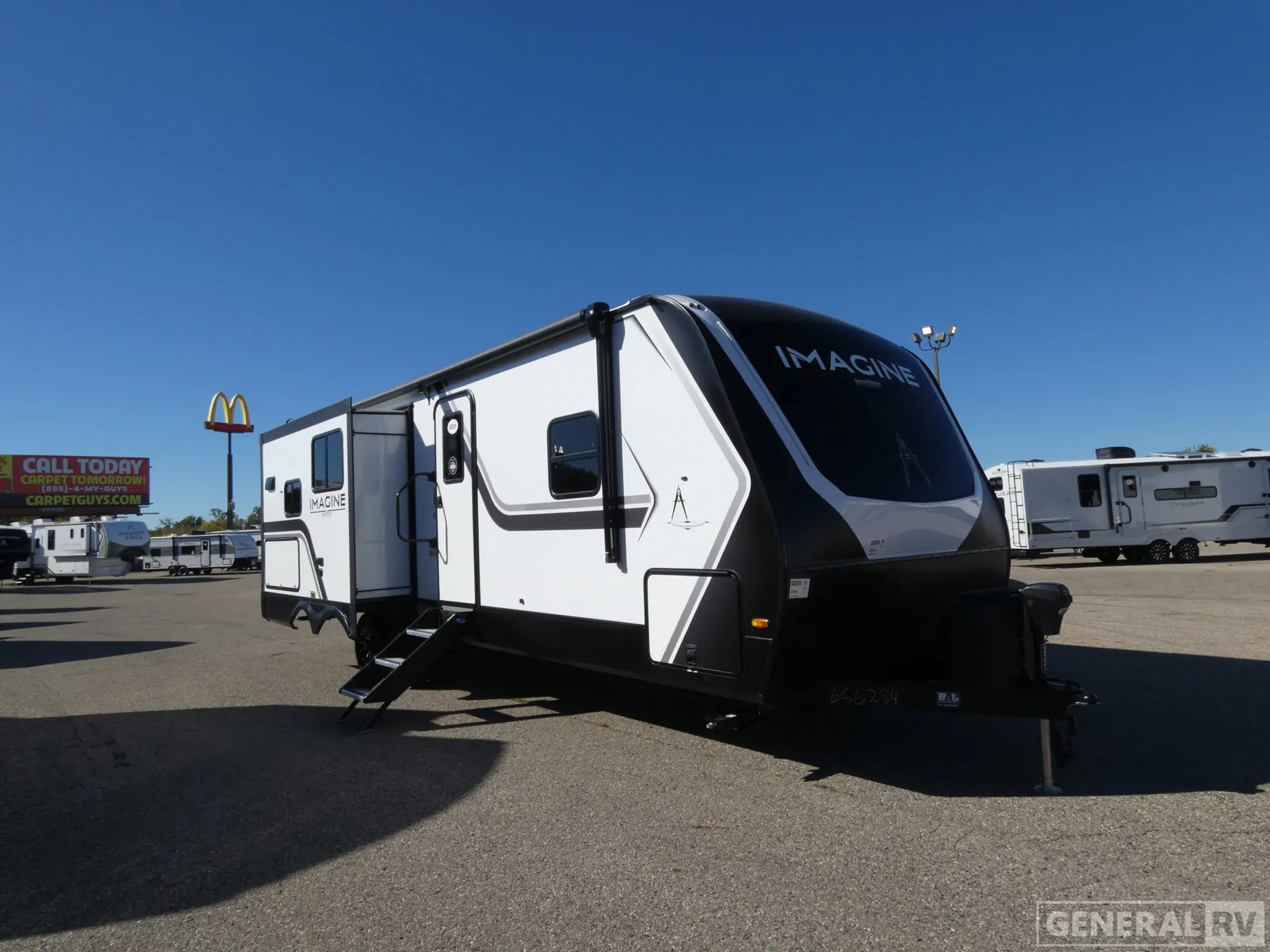 2026 Grand Design Imagine 2670MK - Photo 2