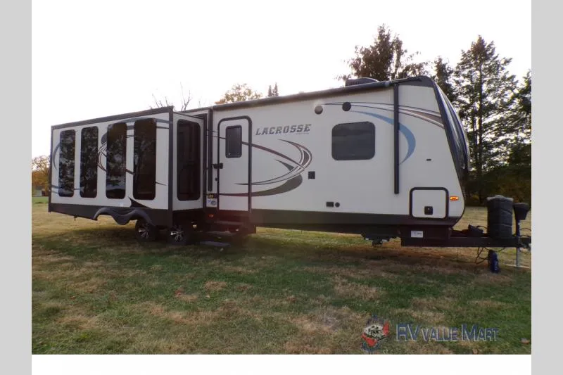2016 Prime Time LaCrosse 330RST - Main photo