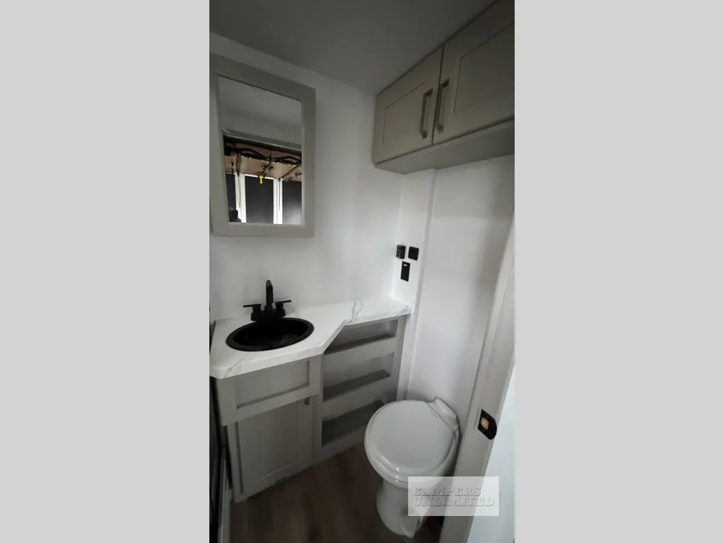 2026 Brinkley Model G 3970, Photos photo 18