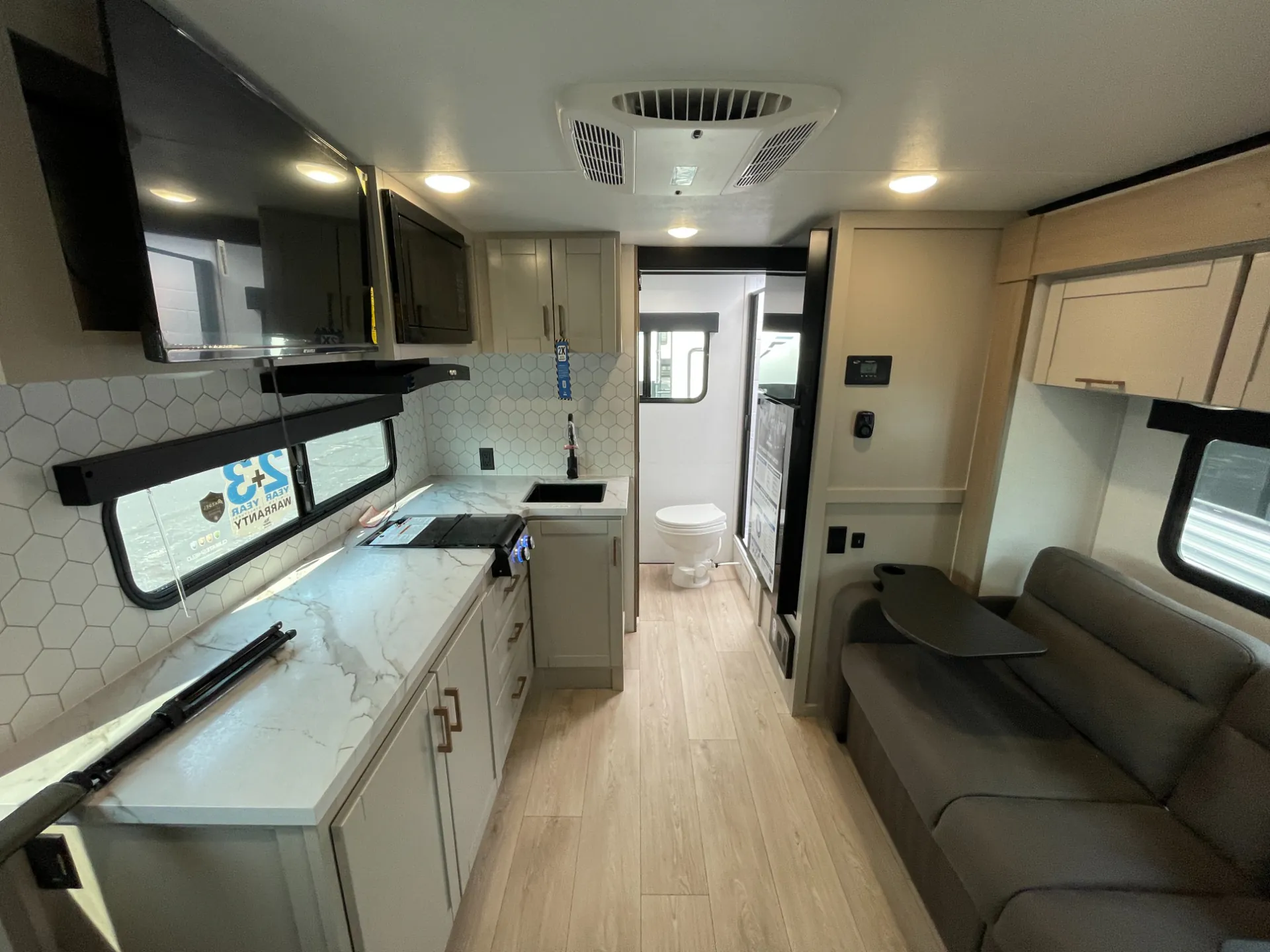 2027 Jayco Jay Feather Air 16RB - Photo 3