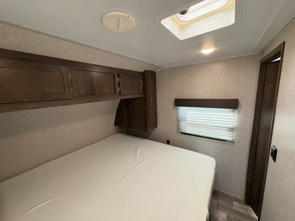 2021 East to West Della Terra 271BH, Photos photo 23