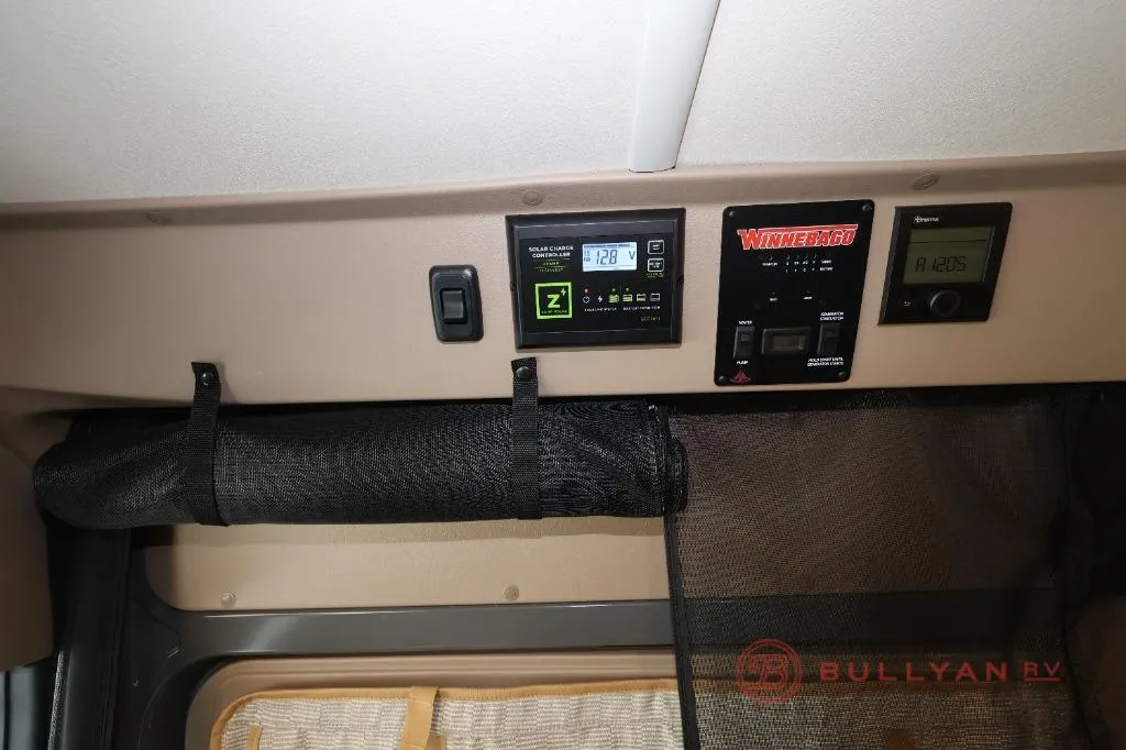 2027 Winnebago Solis Pocket 36A - Photo 4